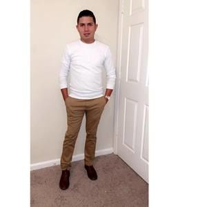 Meet your Posher, Reyes